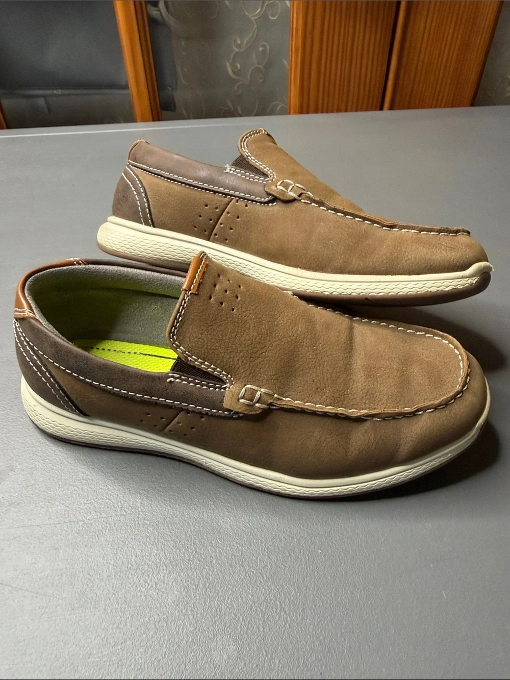 Kid’s Casual Slip-On Loafers in Brown. Size 4